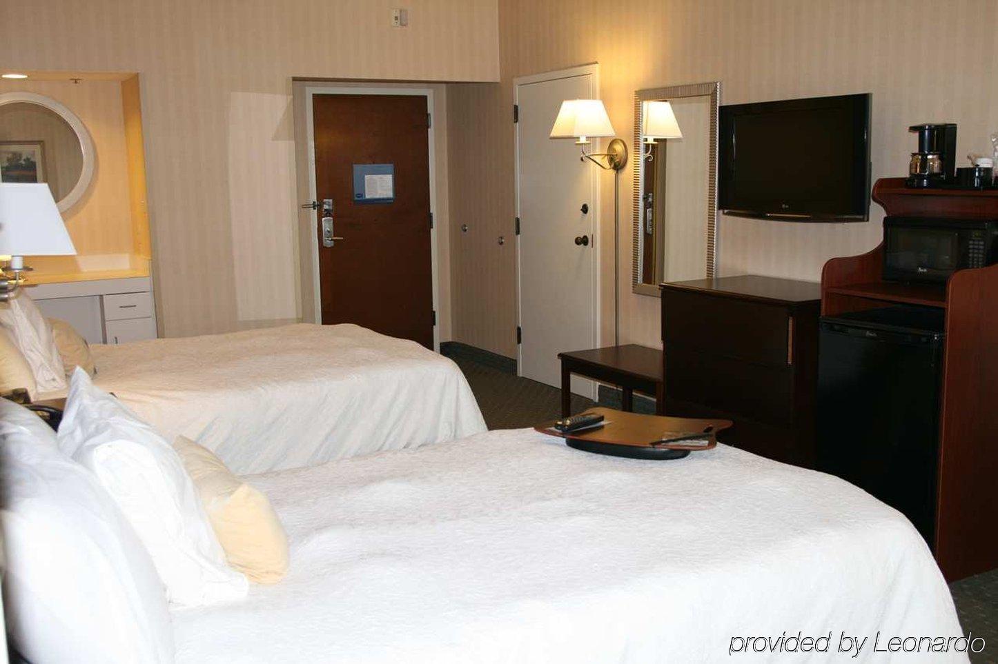 Hampton Inn Rocky Mount Room photo