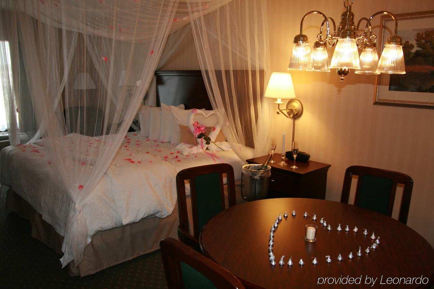 Hampton Inn Rocky Mount Room photo