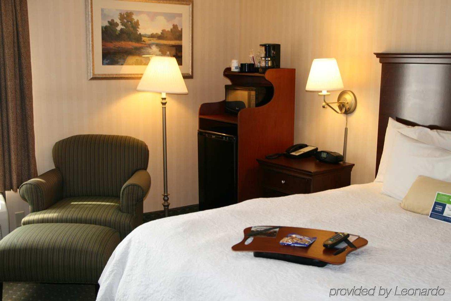 Hampton Inn Rocky Mount Room photo